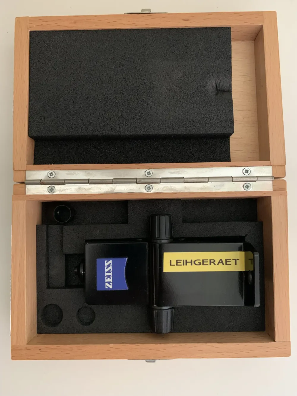 Zeiss Applanation tonometer